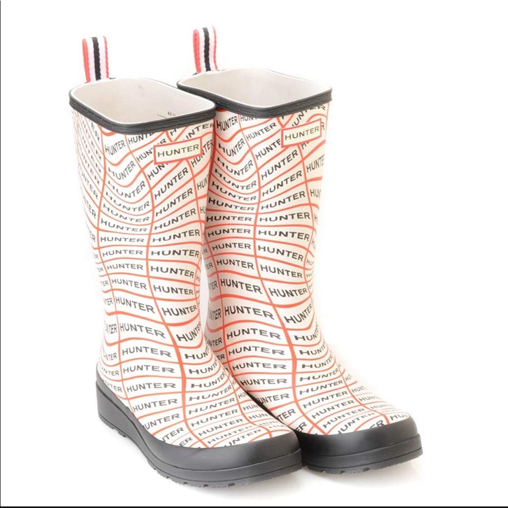 Hunter Play Boots Tall Sonic Logo Print NWOT